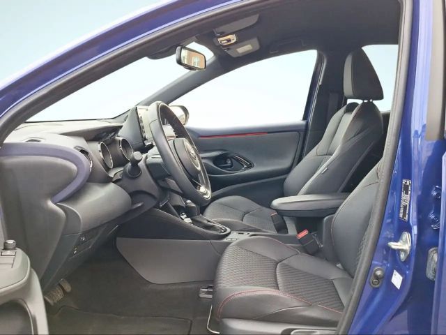 Toyota Yaris Tokyo Pop-Out 1.5 HUD Navi Soundsystem JBL LED App