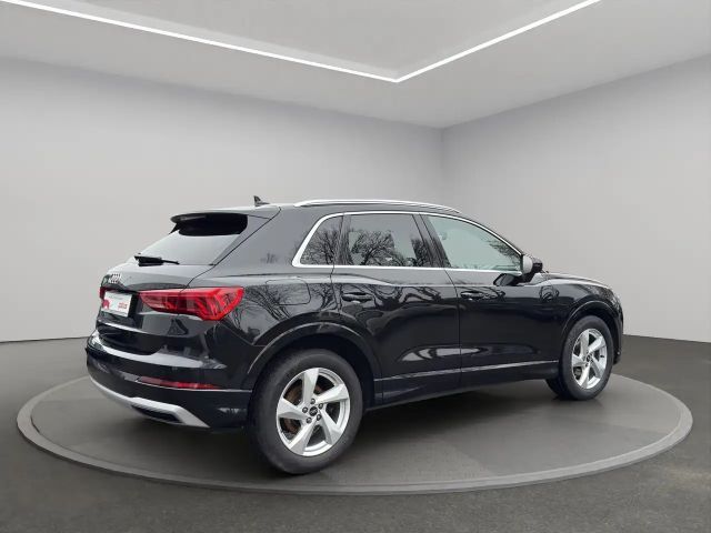 Audi Q3 35 TDI S-Tronic