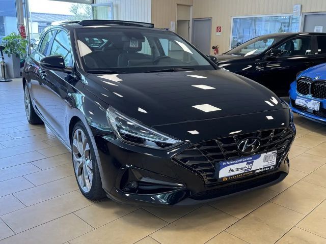 Hyundai i30 Hybrid Prime