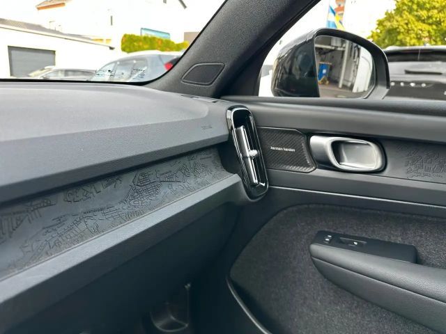 Volvo EX40 Ultimate Pano,360°,AHK,BLIS,ACC