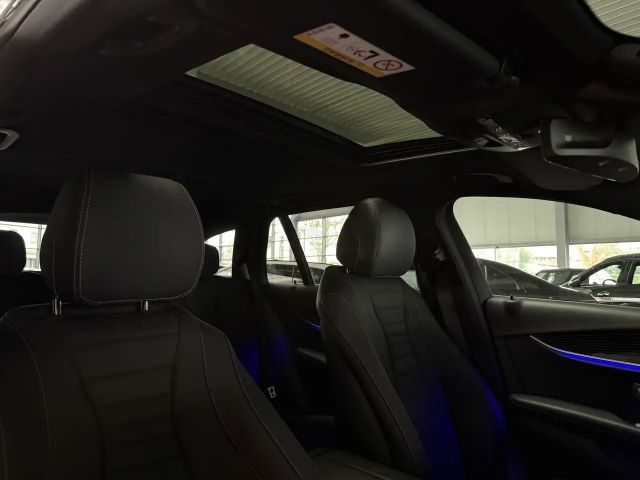 Mercedes-Benz E 200 4MATIC Estate