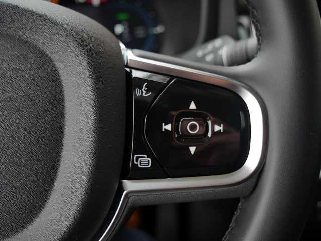 Volvo V60 AWD Plus T6