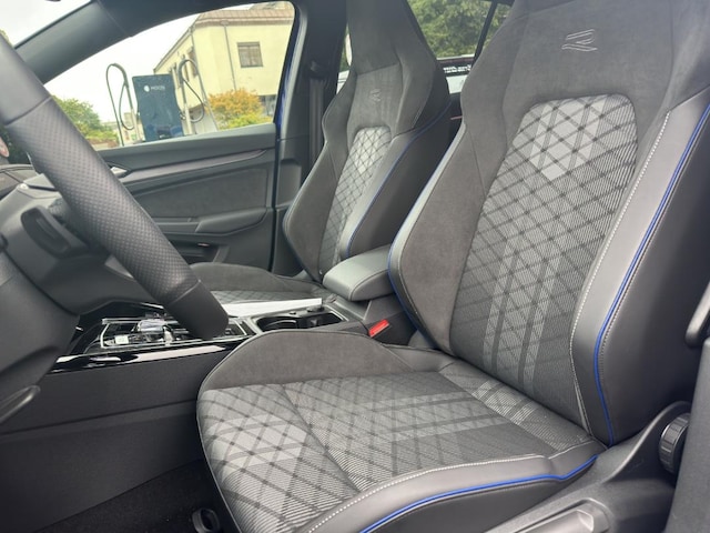 Volkswagen Golf R-Line Style