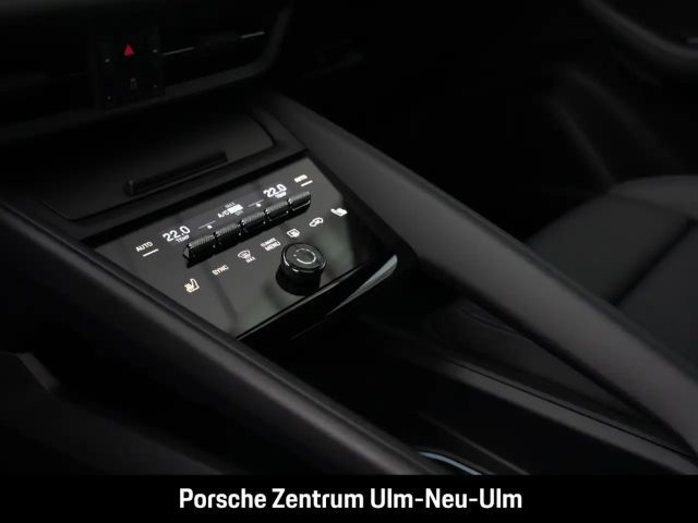 Porsche Macan Surround View BOSE Luftfederung 21-Zoll
