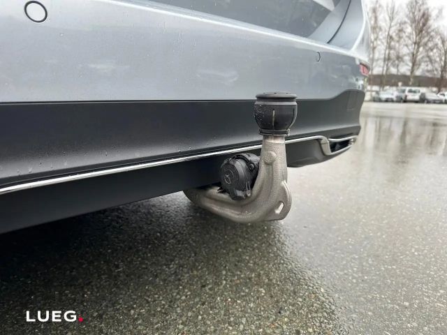 Mercedes-Benz B 200 Progressive Sedan