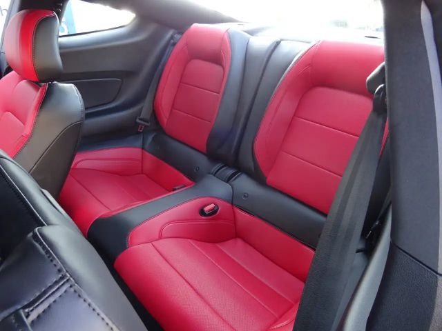 Ford Mustang GT 5.0 V8