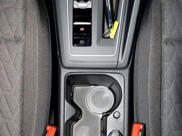 Volkswagen Golf 1.5 eTSI DSG