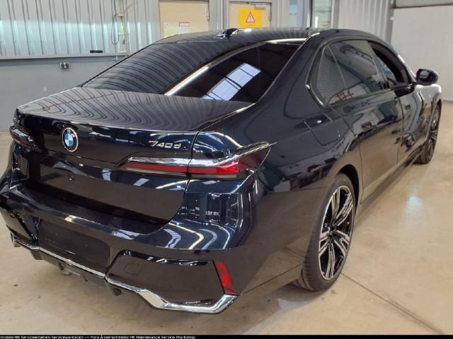 BMW 740 740d M-Sport Sedan xDrive