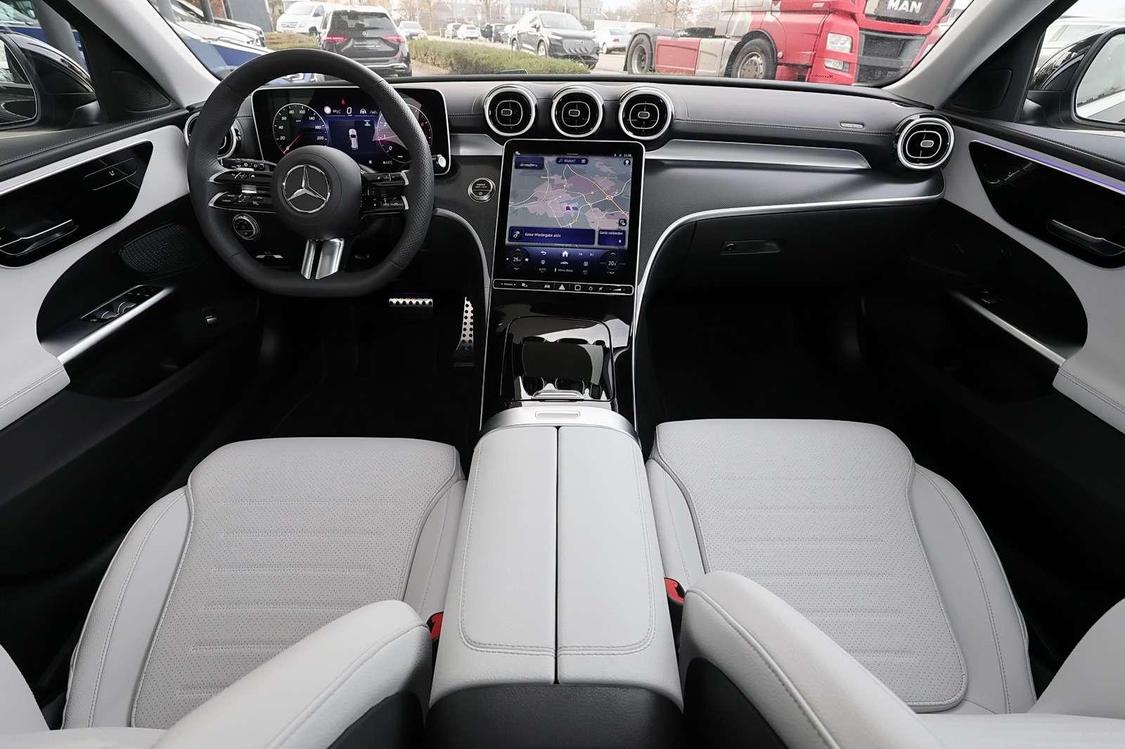 Mercedes-Benz C 180 AMG Line Estate