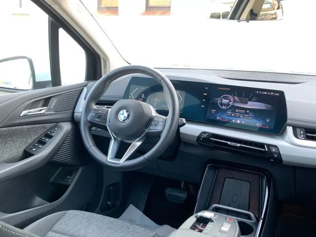 BMW 220 220i Active Tourer