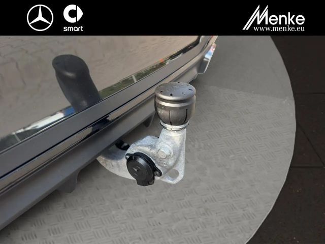 Mercedes-Benz C 300 AMG Line Sedan