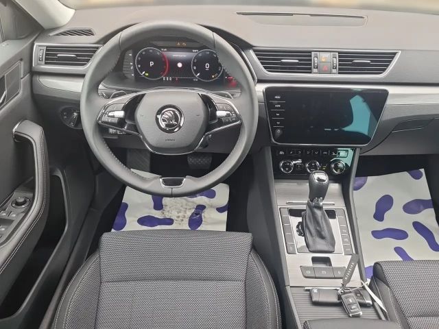 Skoda Superb 2.0 TDI Combi Style Style