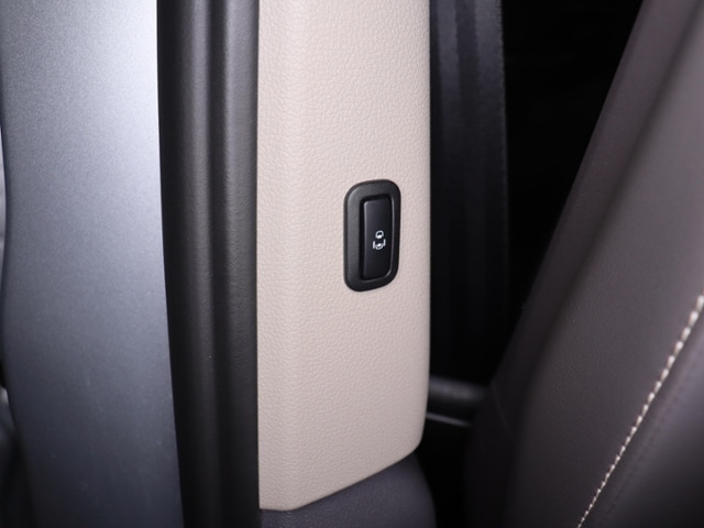 Volkswagen Multivan 2.0 TDI DSG Lang T7