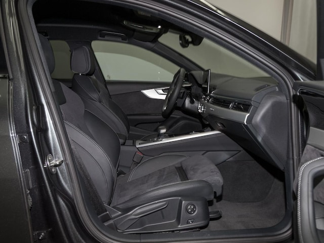 Audi A4 40 TFSI Avant Quattro S-Line S-Tronic