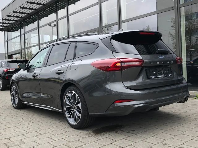Ford Focus EcoBoost ST Line Wagon