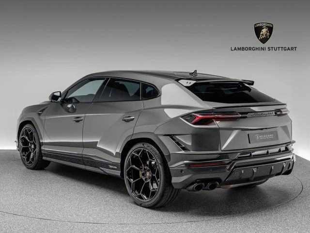 Lamborghini Urus Performante