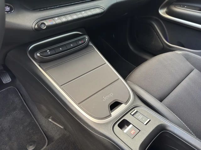 Jeep Avenger Full-Electric Summit