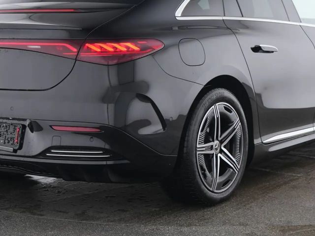 Mercedes-Benz EQE 300 AMG Line Sedan