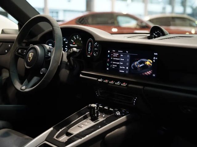 Porsche 911 Carrera Coupé GTS