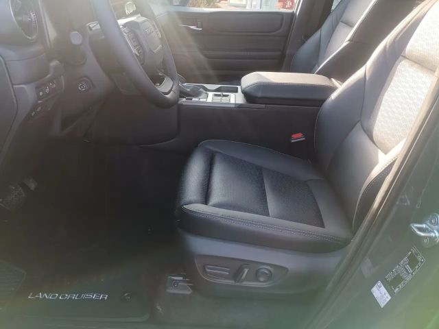 Toyota Land Cruiser 2.8 D-4D Hybride Lounge