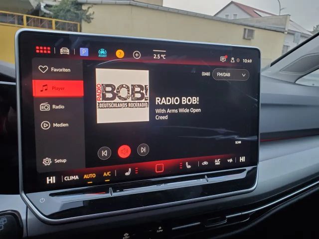 Volkswagen Golf 1.5 TSI Plus