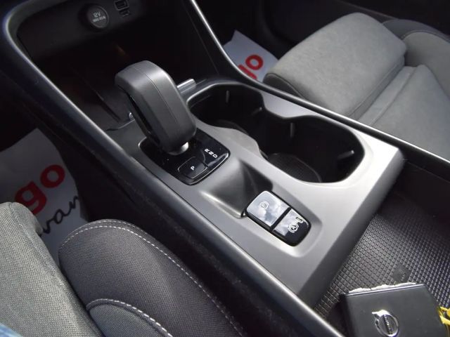 Volvo XC40 Core Recharge T4