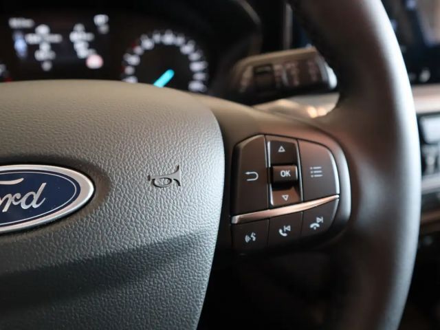 Ford Focus Titanium Wagon