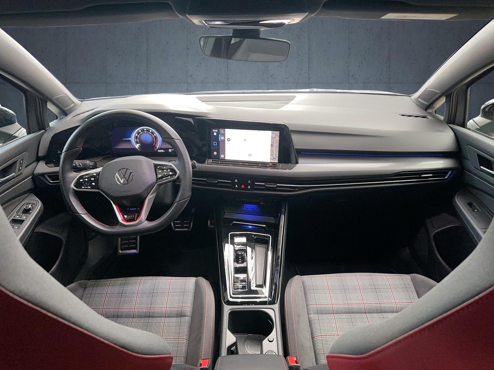 Volkswagen Golf 2.0 TSI DSG GTI Style