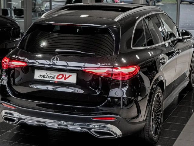 Mercedes-Benz GLC 300 AMG Line