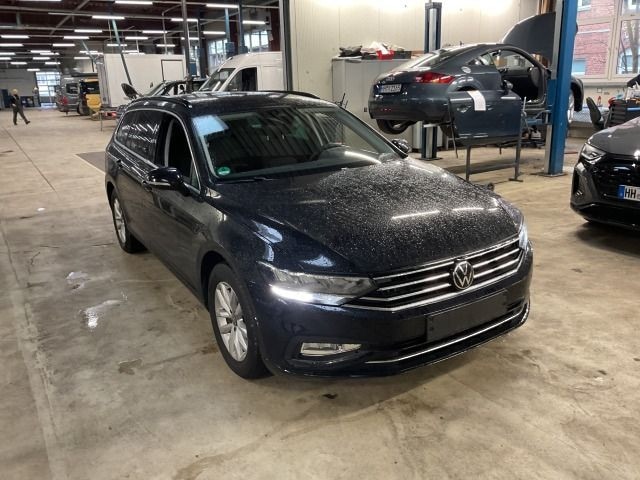 Volkswagen Passat 1.5 TSI Business DSG Variant