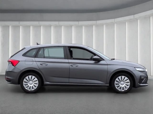Skoda Scala Essence TSI*DSG LED SHZ Tempo digCockp PDC