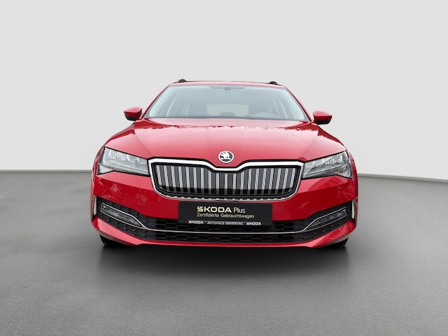Skoda Superb Combi iV