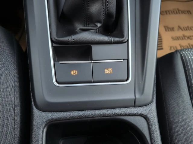 Volkswagen Golf Rabbit TSI