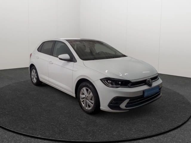 Volkswagen Polo 1.0 TSI DSG Style