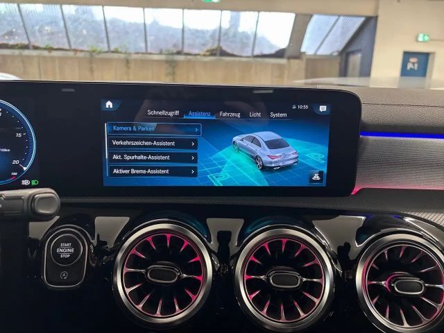 Mercedes-Benz CLA 180 AMG Line Coupé