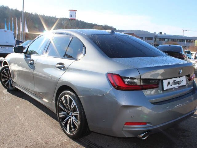 BMW 330 330i Sedan xDrive