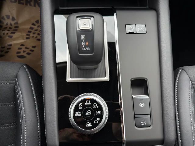 Mitsubishi Outlander Intense PHEV