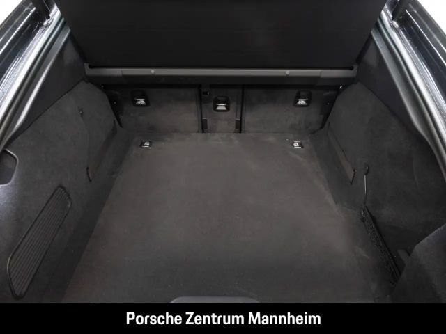 Porsche Panamera 4 E-Hybrid