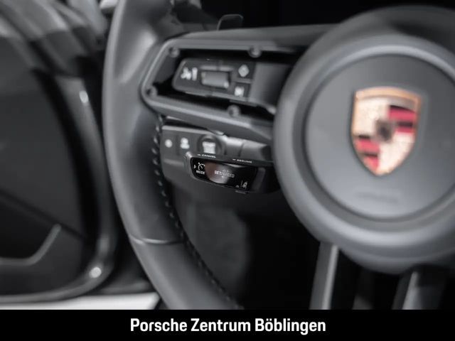 Porsche 992 Carrera Coupé