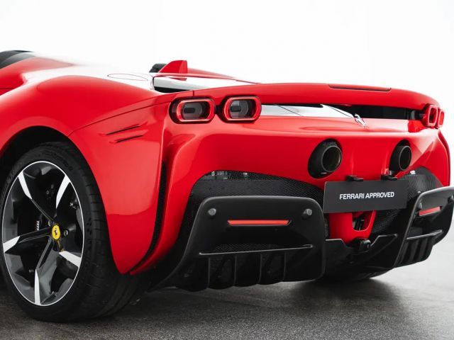 Ferrari SF90 Spider