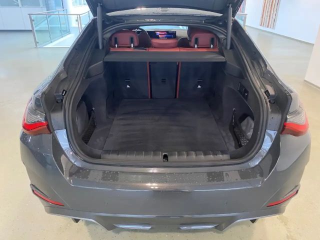 BMW i4 Coupé Gran Coupé Sedan eDrive40