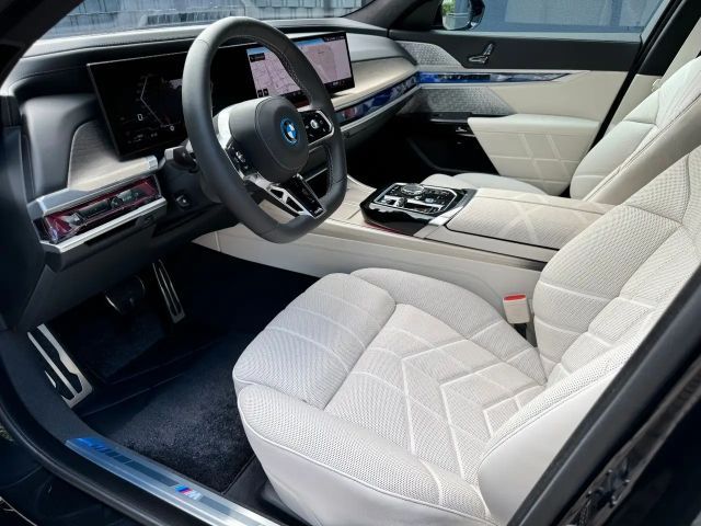 BMW 760 Sedan xDrive
