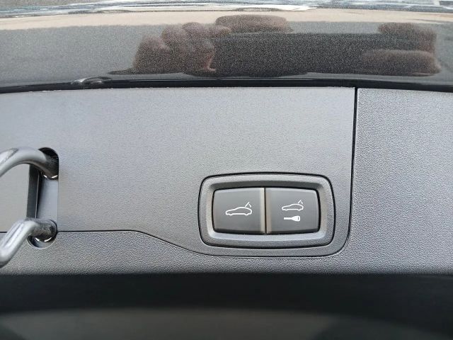 Porsche Taycan 4S Cross Turismo