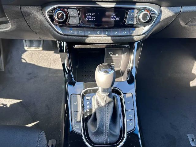 Hyundai i30 Advantage Hybrid T-GDi