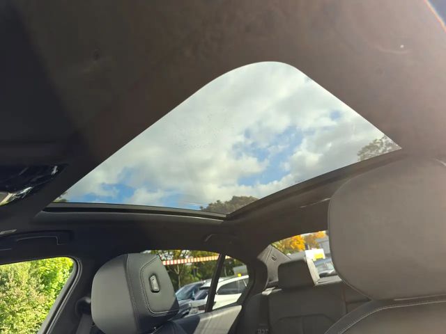 BMW 520 520i M-Sport Sedan