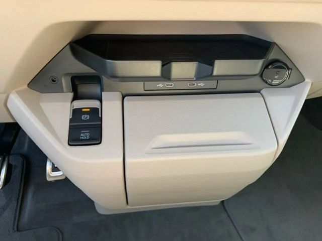 Volkswagen Multivan 2.0 TDI IQ.Drive Style T7