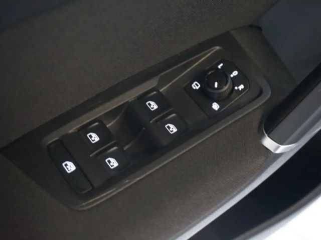 Volkswagen Touran DSG R-Line