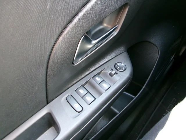 Opel Corsa Klima Kamera Sitzheizung