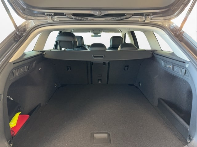 Volkswagen Passat Business DSG IQ.Drive