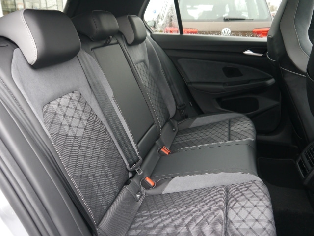 Volkswagen Golf 2.0 TDI DSG